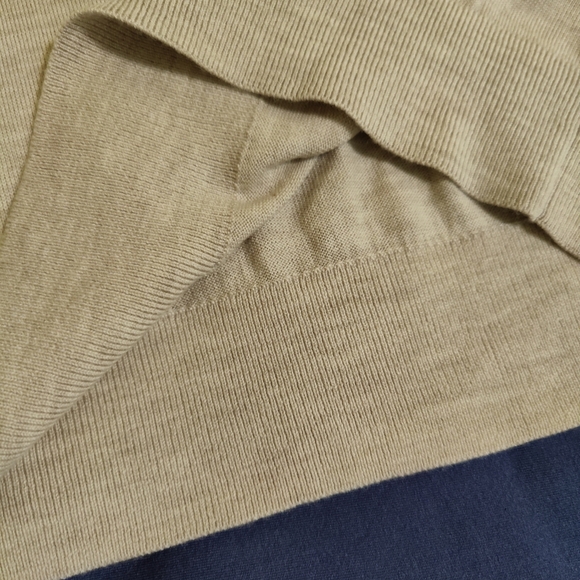 New 🆕 Boden Fine Wool Sweater With Gathered Shoulder, Size 12 - Picture 6 of 11